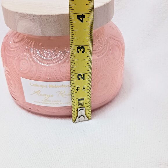Catherine Malandrino ALWAYS RED Candle SOY Hand Poured Exotic Decor Retail $67 - Picture 11 of 12